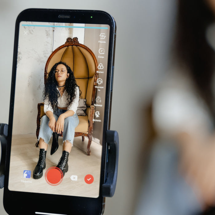 Woman-Creating-SlideShow-Media-Content-On-TikTok-For-TikTok-SlideShow