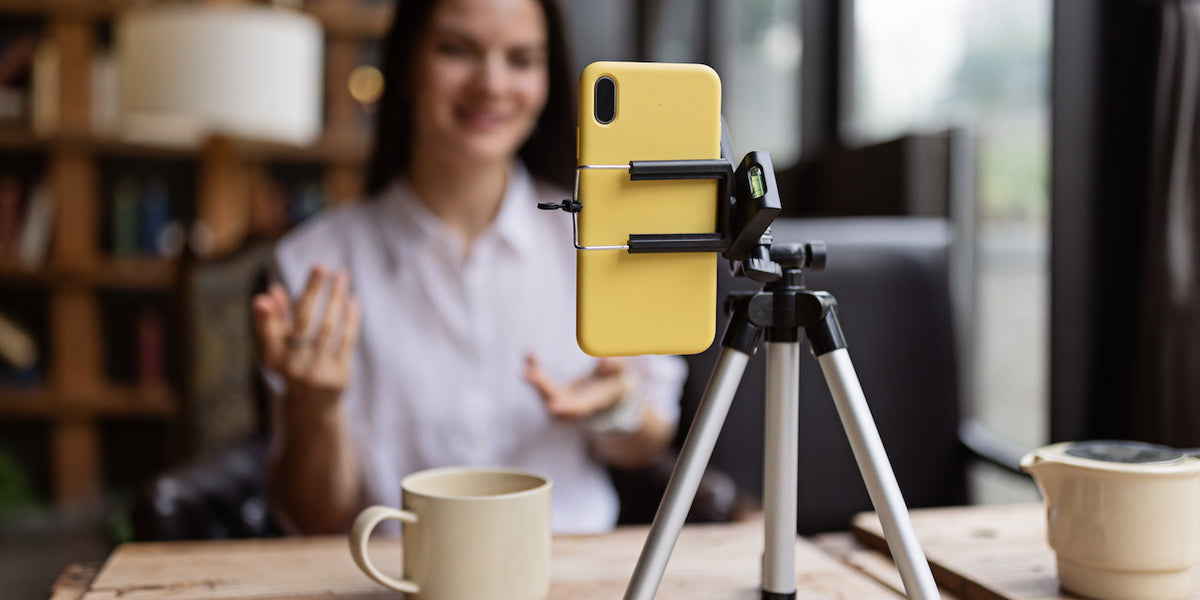 different-ways-to-add-captions-for-videos-on-instagram-mixcord